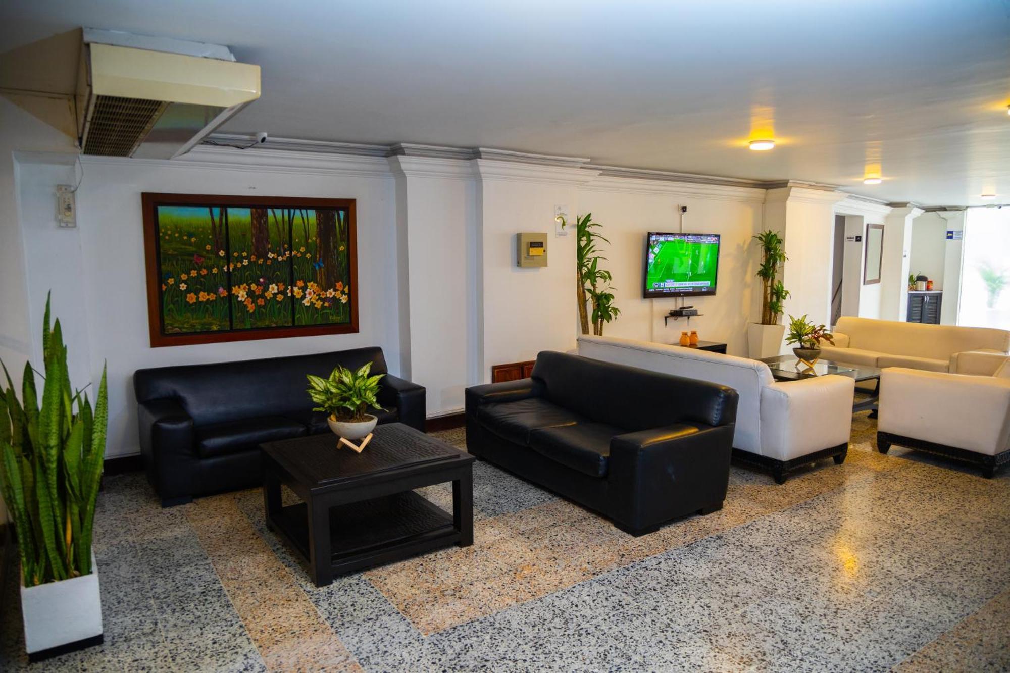 Tama Hotel Granada Real كالي المظهر الخارجي الصورة